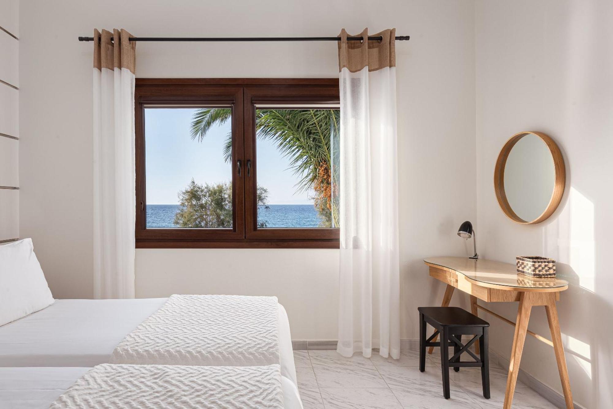 Aniv Villa By The Sea Kini Exterior foto